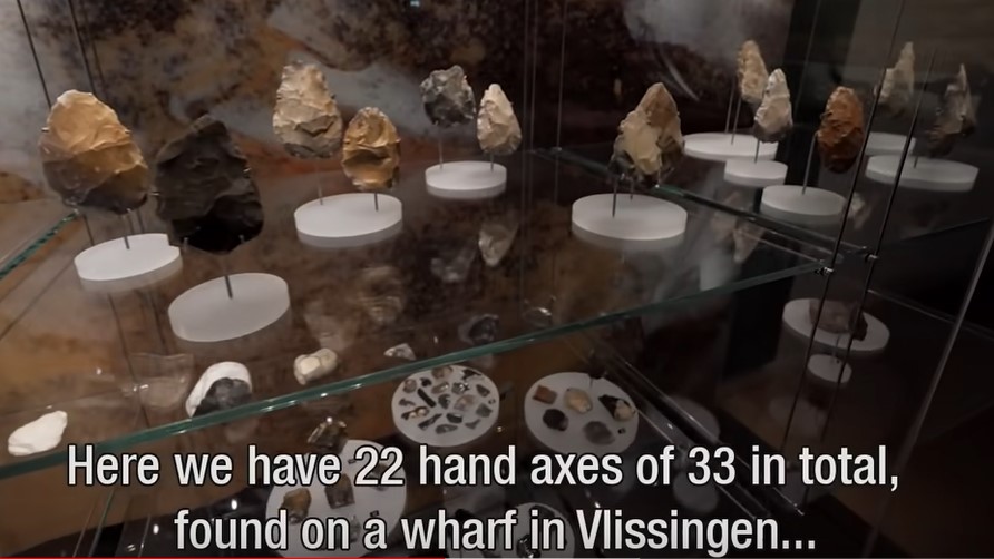 Screenshot 133 hand axes neanderthals