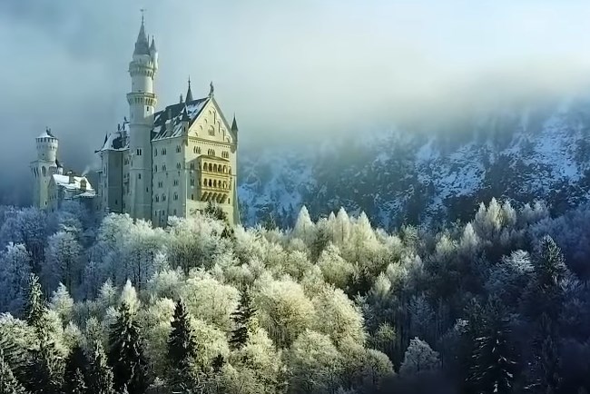 Screenshot 7 german castle