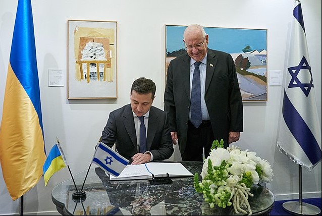 zelensky ukraine into israel m